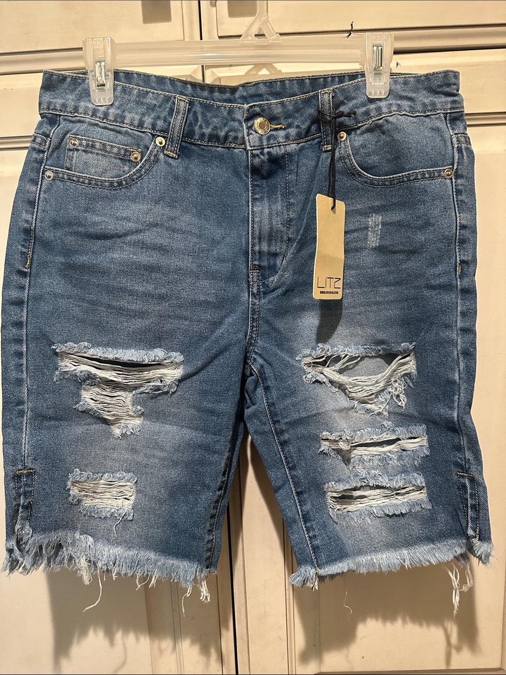 LITZ Women’s Distressed Blue Denim Jean Shorts